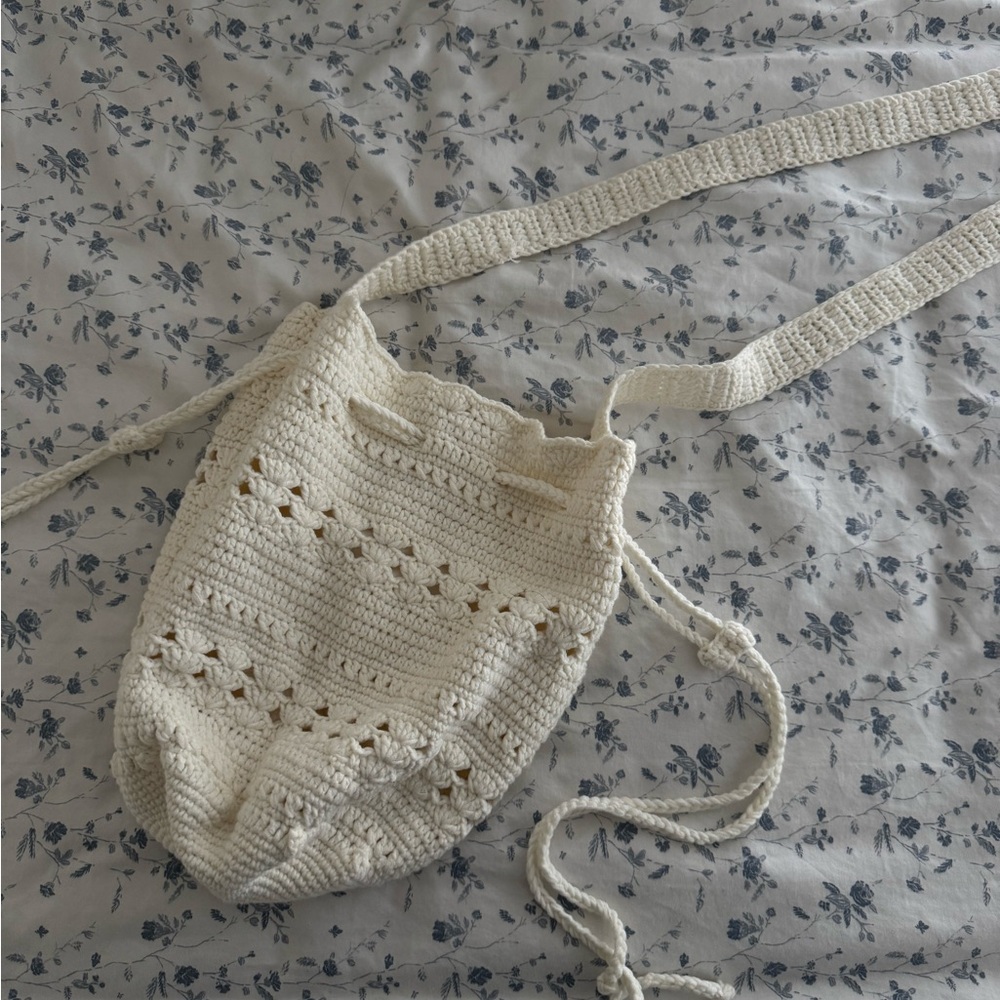 Frankie's Bikinis Cream Crochet Crossbody Bag